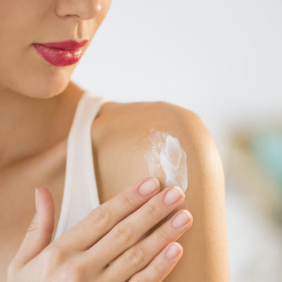Why You Need To Use Coconut Sunscreen Lotion To Protect Your Skin This Summer